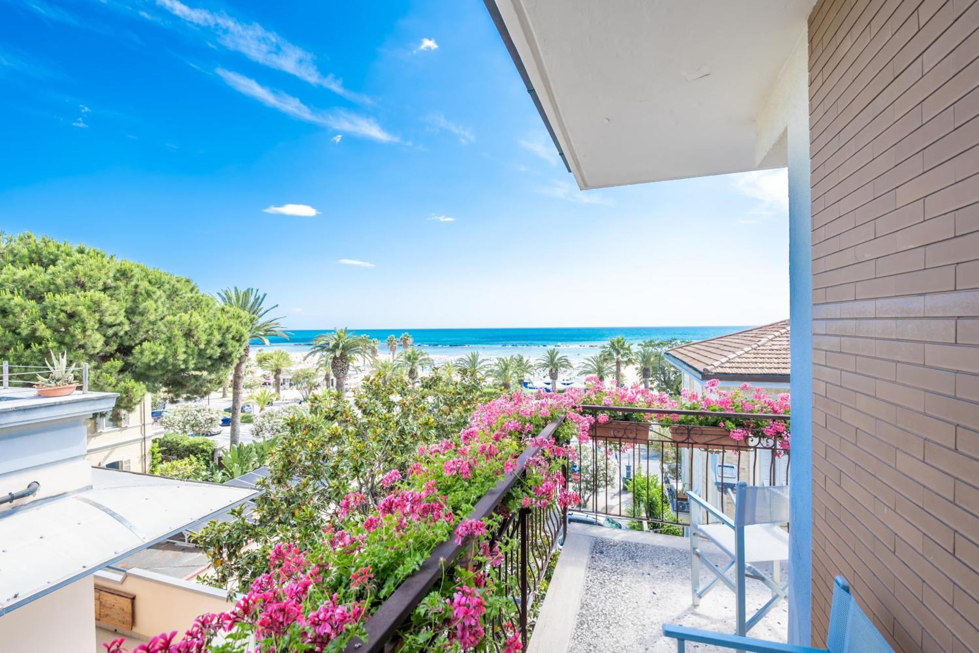 Hotel Florence San Benedetto del Tronto Exterior foto