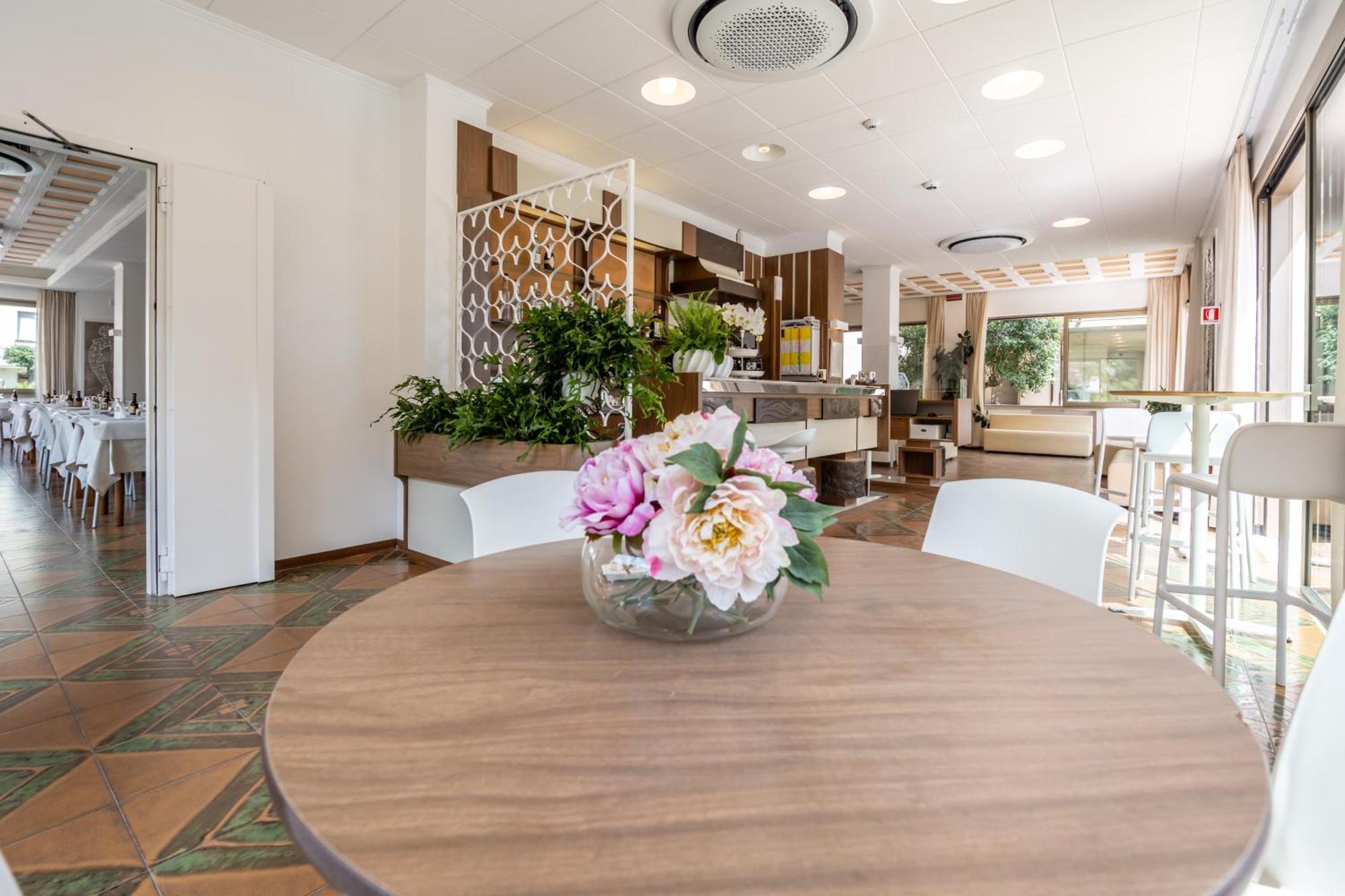 Hotel Florence San Benedetto del Tronto Exterior foto
