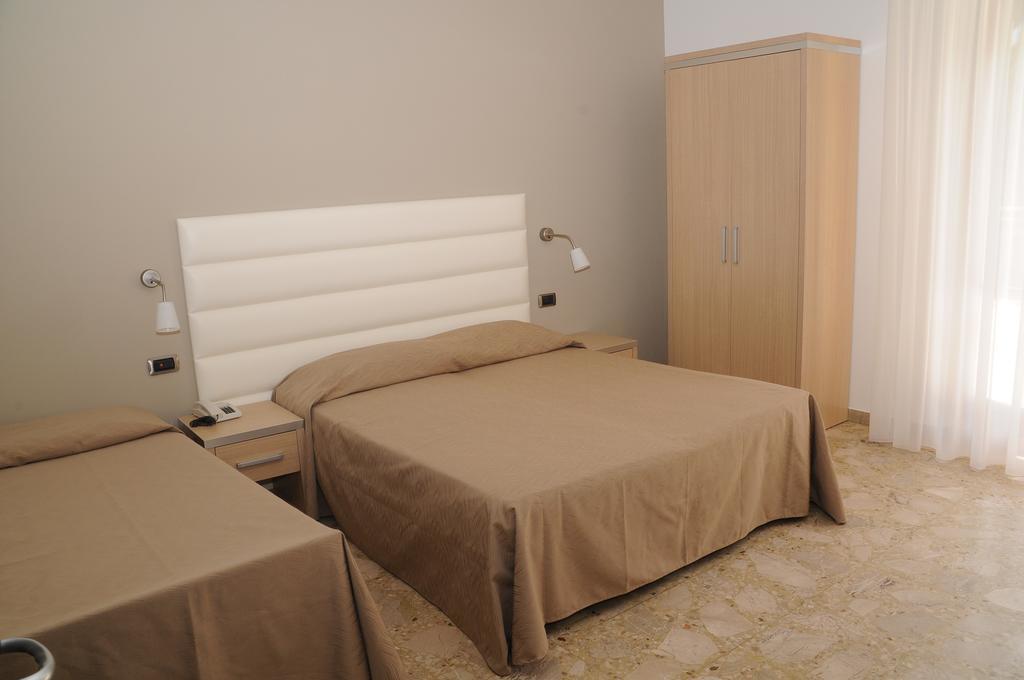 Hotel Florence San Benedetto del Tronto Exterior foto