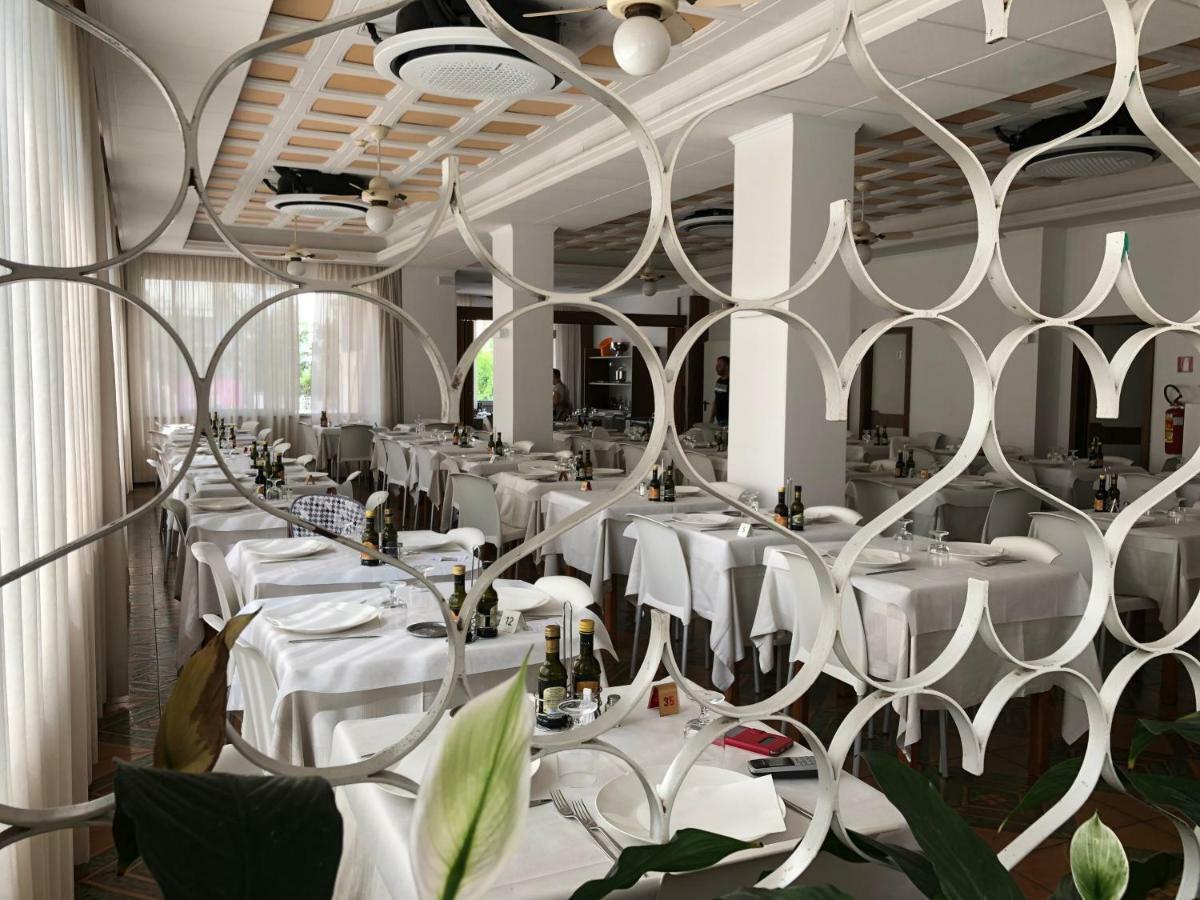 Hotel Florence San Benedetto del Tronto Exterior foto